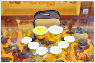 Fioletowy Zestaw Zestaw Czajniczek Cygara Yixing z 6 Filiżankami Spersonalizowany Dom Użyj Żółtego Koloru