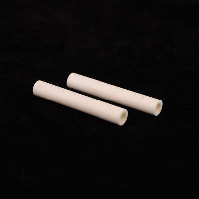 Wzmocnienie 200-400 MPa Ceramika z tlenku aluminium