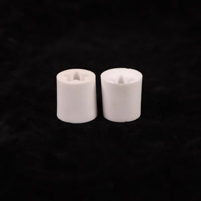 Biała alumina ceramiczna 9 twardość Mohs dla produktów długotrwałych i trwałych