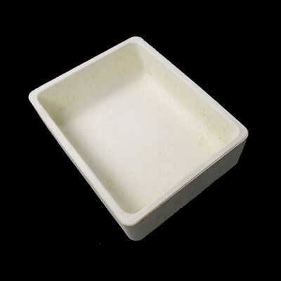 Szamotka kordierytowo-mulitowa zaprojektowana do wysokiej odporności na wilgoć, z możliwością dostosowania do potrzeb, poprawiająca wydajność pieca i produktu