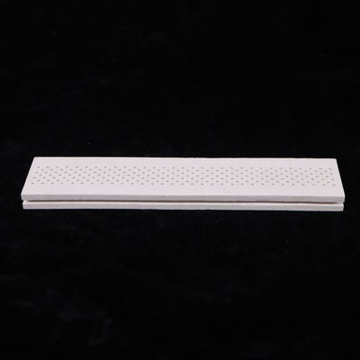 Odporność na szok termiczny 250 Ceramika mulitowa o stałej dielektrycznej 6 do 7 i twardości 7 do 8 w skali Mohsa, idealna do elementów izolacji elektrycznej