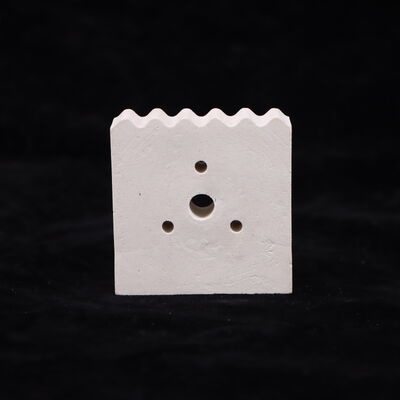 Twardość 7 do 8 Mohs Mullite Ceramic Insulator cieplny zapewniający izolację cieplną i punkt topnienia 1840 do 1850 stopni Celsjusza