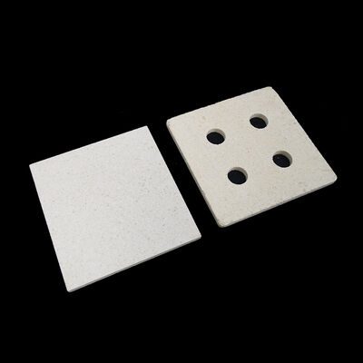 Białe kordieritowe półki do pieca mullite półki do pieca pieca zaprojektowane w celu zwiększenia odporności na wstrząsy cieplne i długowieczności