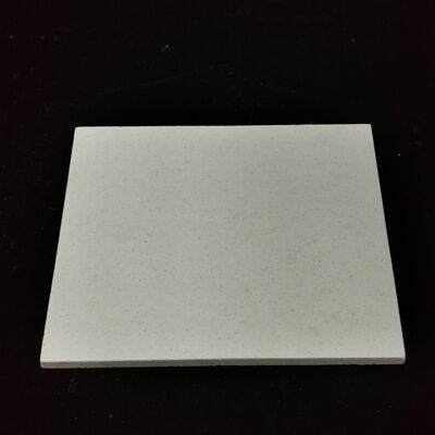 Szafka pieca Korundum Szafy pieca z wytrzymałością gięciową 45 MPa Gładkie wykończenie powierzchni zapewniające działanie pieca i długowieczność