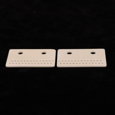 8.9 X 10-6/K Ceramika tlenku aluminium o rozszerzalności termicznej do zastosowań trwałych i wytrzymałych