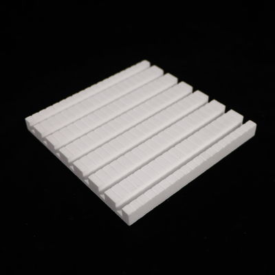 Trwała produkcja ceramiczna z dobrą odpornością na szok termiczny płyta do pieca ceramicznego