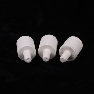 Stała dielektryczna 6 do 7 Zaawansowany materiał ceramiczny Mullite oferujący wysoką odporność na wstrząsy cieplne i wytrzymałość mechaniczną dla przemysłu