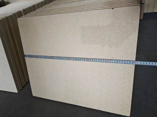 Nieoględzone półki do pieców z kordierytów grubość 10-30 mm współczynnik rozszerzenia termicznego 2,2 × 10-6 na stopień Celsjusza Zaprojektowane do trwałego pieca