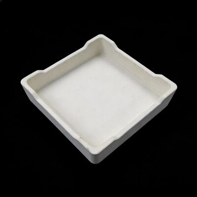 Wytrzymała tygiel ogniotrwały o długiej żywotności ze zwiększoną odpornością na wysokie temperatury, zaprojektowany do pracy w warunkach wypalania