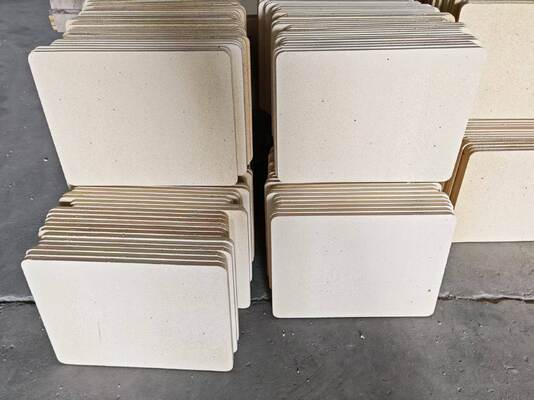 Nieobszklone półki piecowe Cordierite mullite gładkie krawędzie zoptymalizowane dla długotrwałej wydajności półki piecowej pod obciążeniem cieplnym